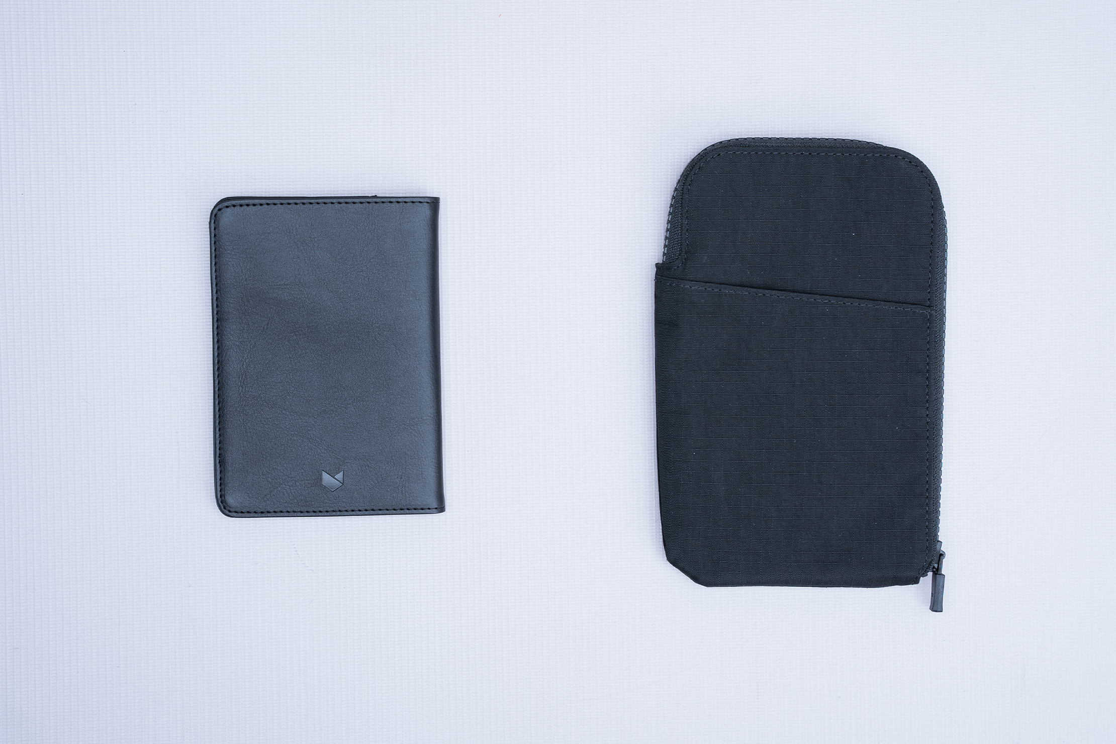 Minaal RFID Travel Wallet Comparison 2