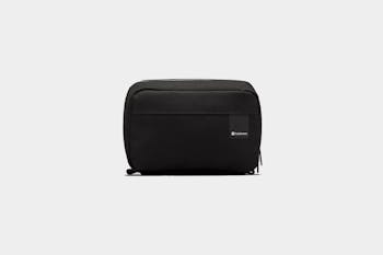 lululemon Command the Day Dopp Kit 5L