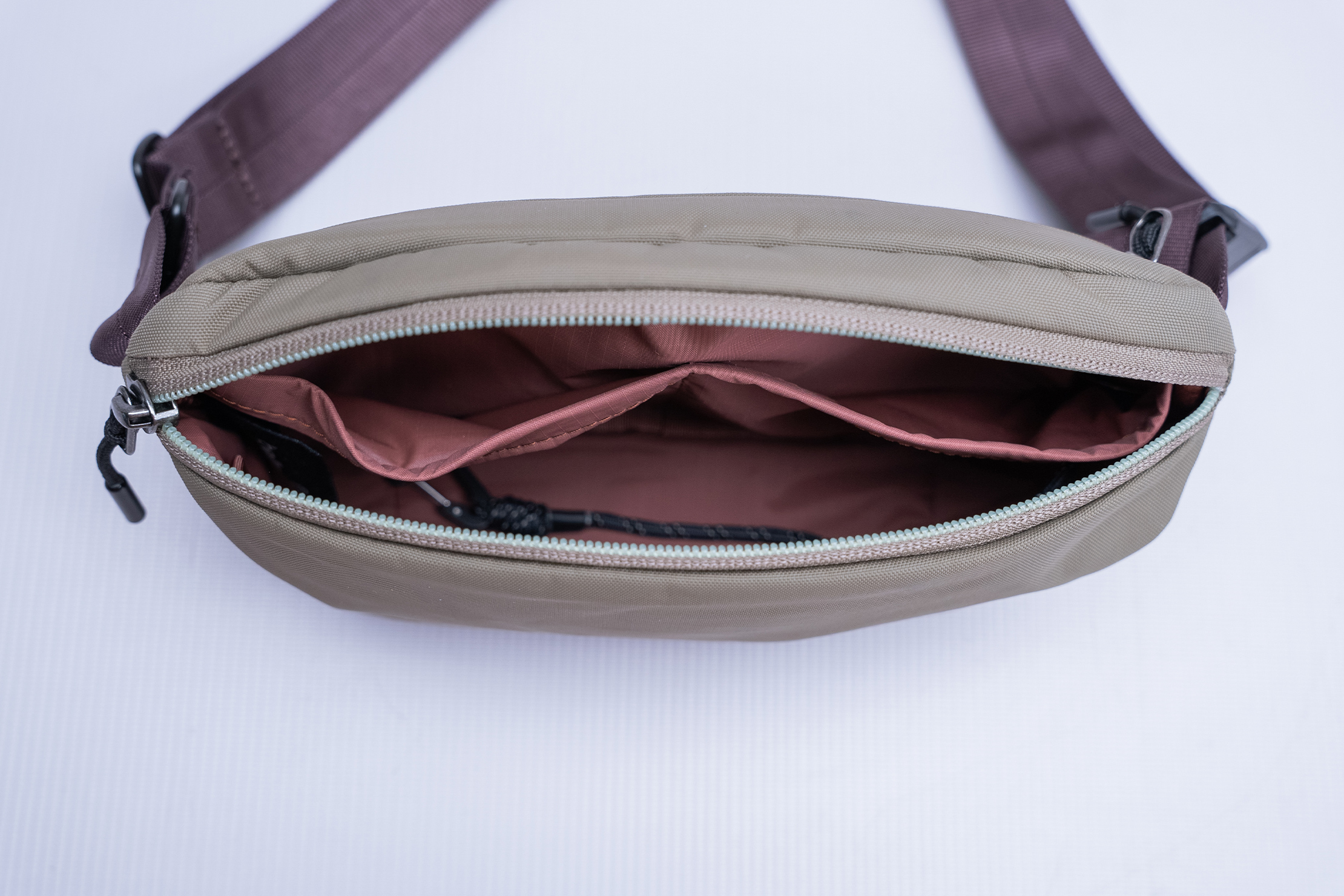 Bellroy Laneway Belt Bag Slip Pocket