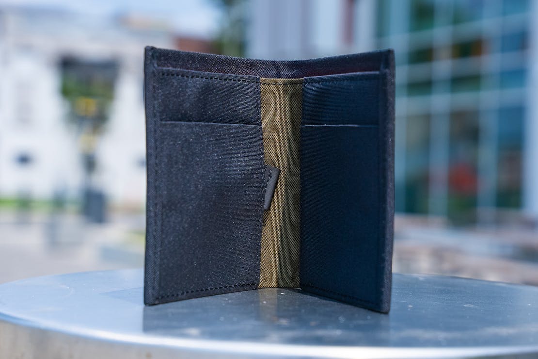 ALPAKA ARK Bifold Cash Wallet Review