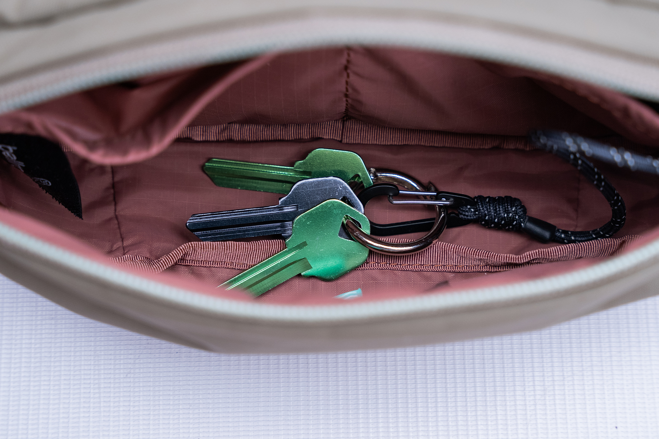 Bellroy Laneway Belt Bag Keys