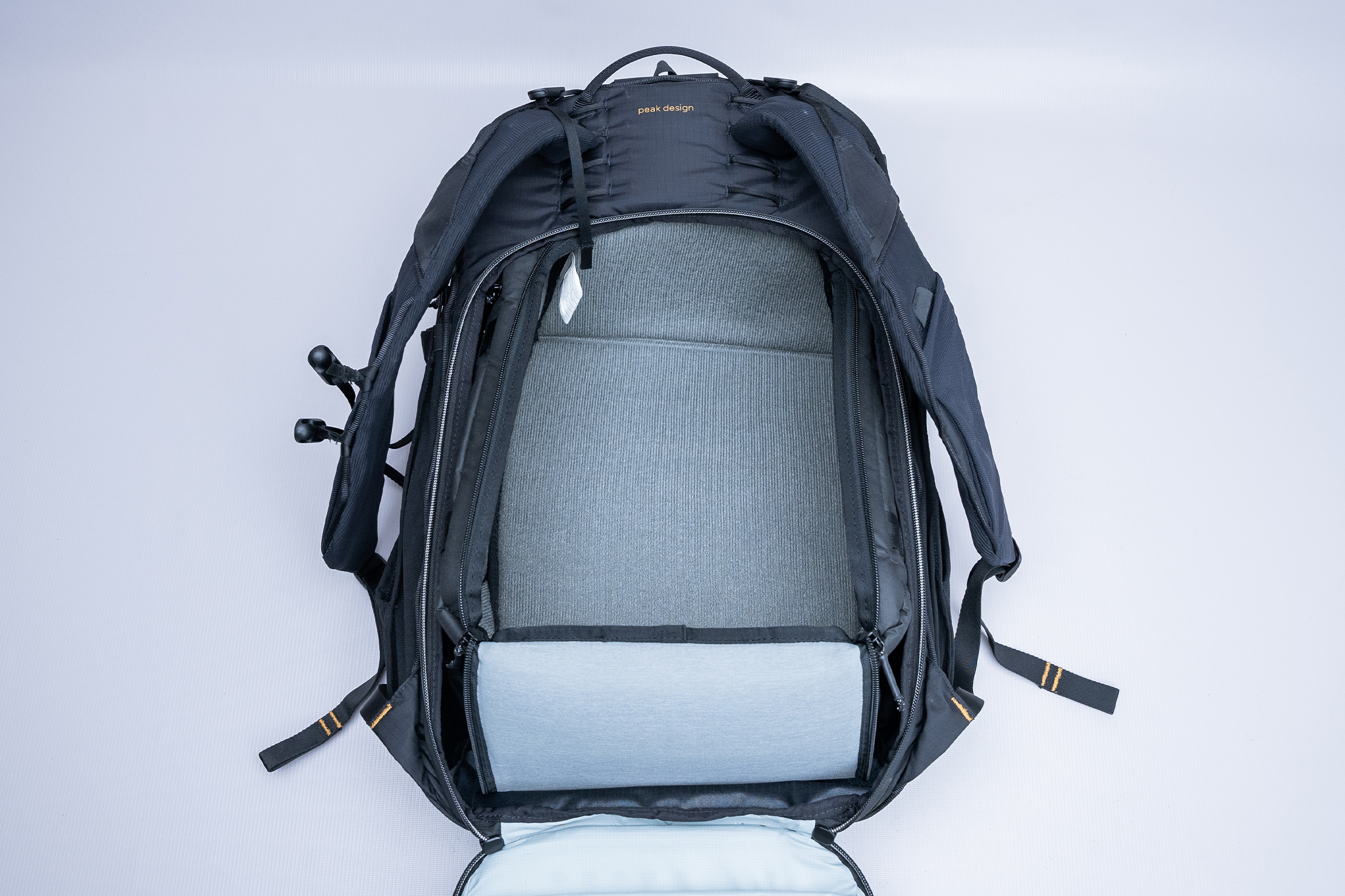 Peak Design Outdoor Backpack 45L Back Opening 2