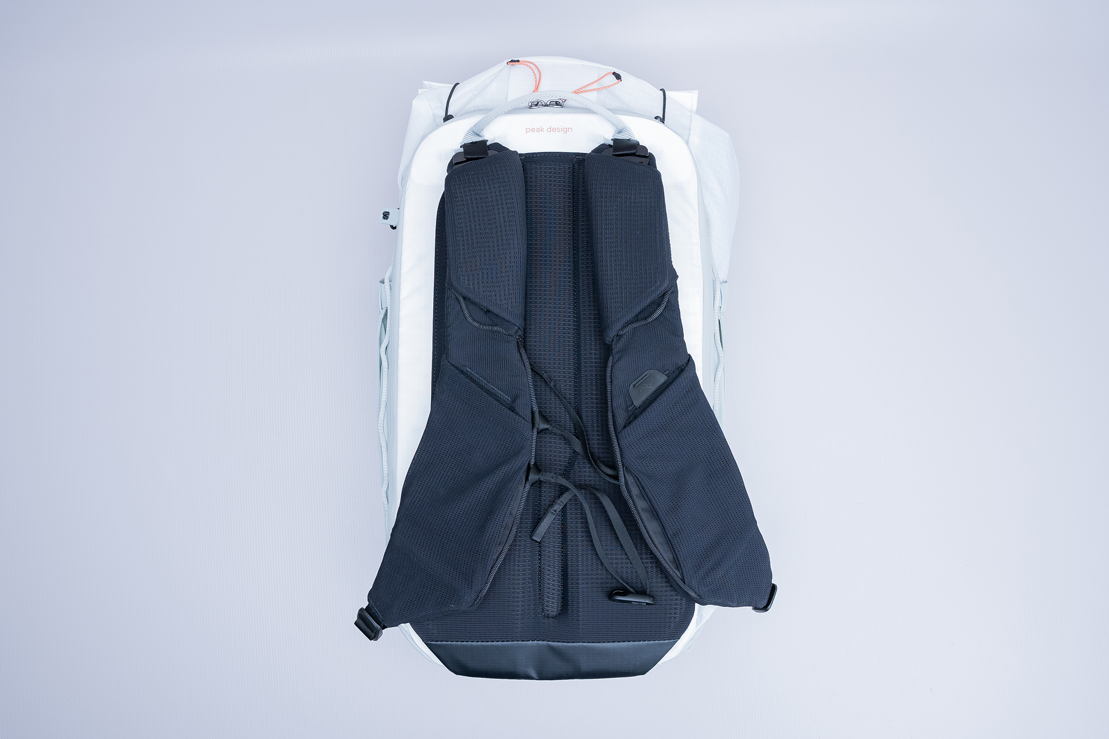 Peak Design Outdoor Backpack 25L Harness