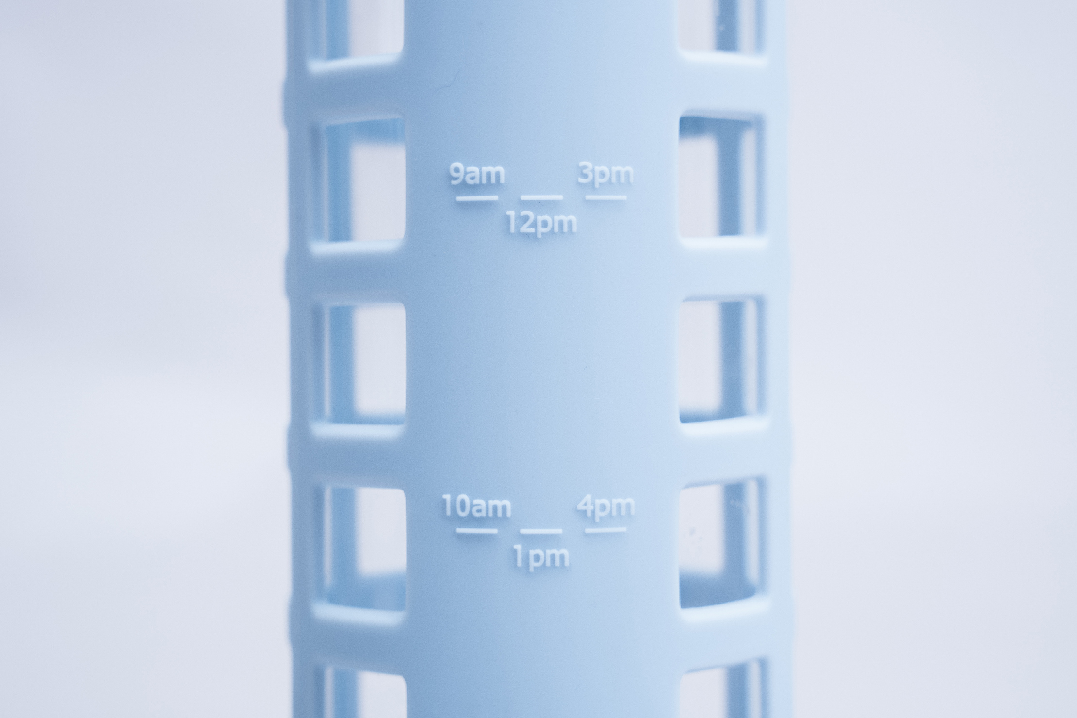 purifyou Premium 22 oz Glass Water Bottle Time