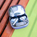 Best Travel Headphones for Airplanes