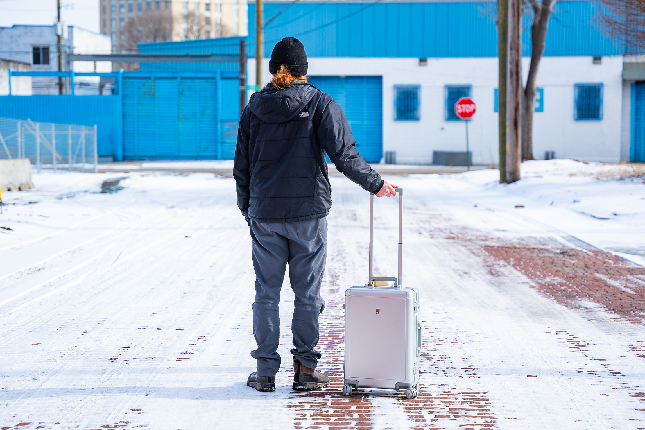 LEVEL8 Gibraltar Aluminum Carry-On Luggage Showcase