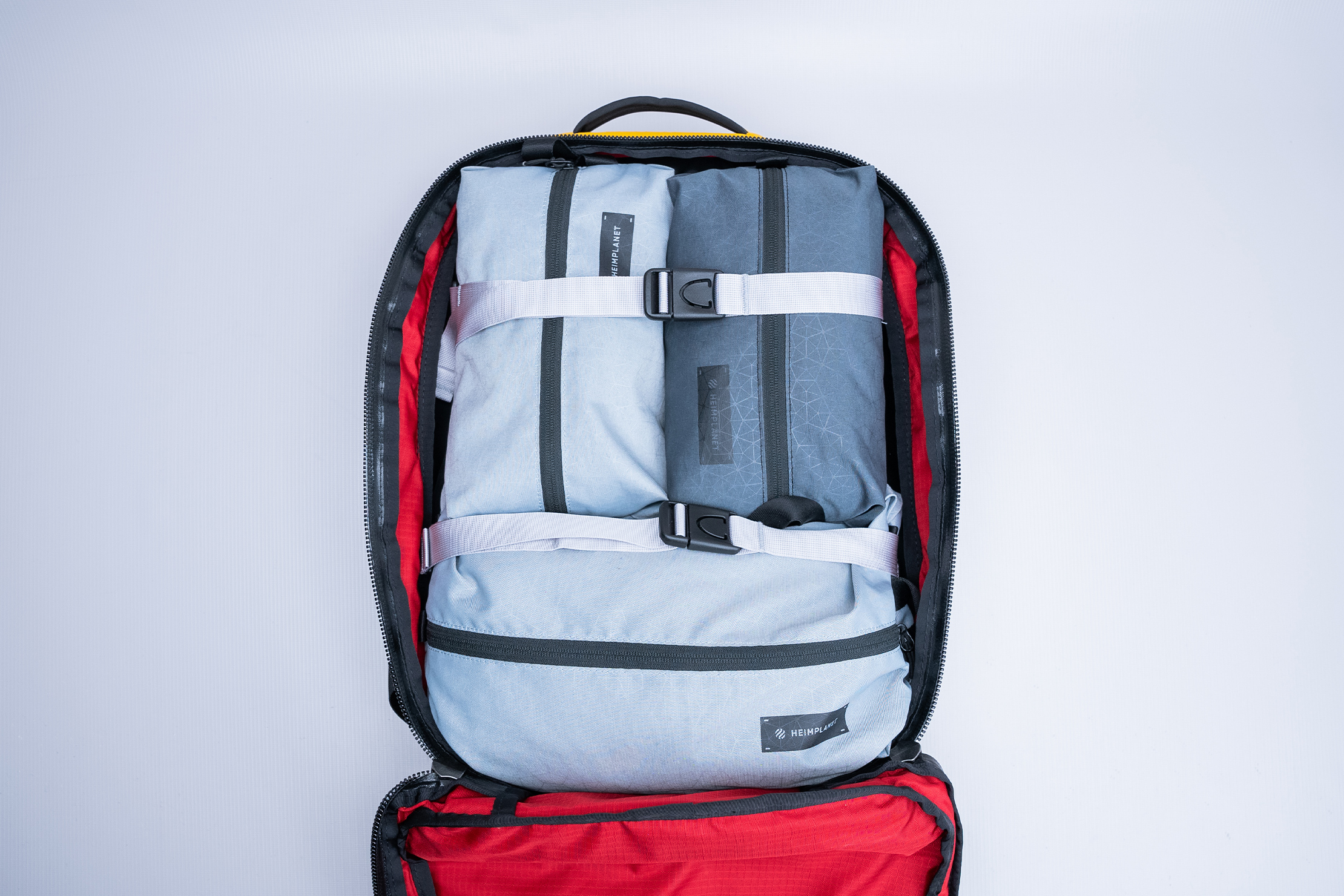 TOM BIHN Synik 26 Stuffed