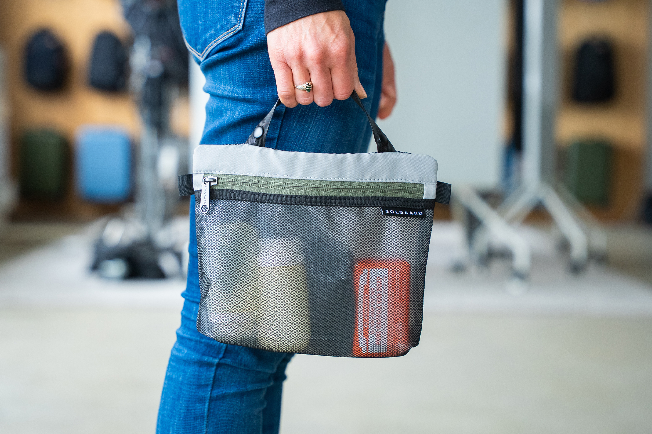 Solgaard Trio Hanging Toiletry Kit Detachable Bag