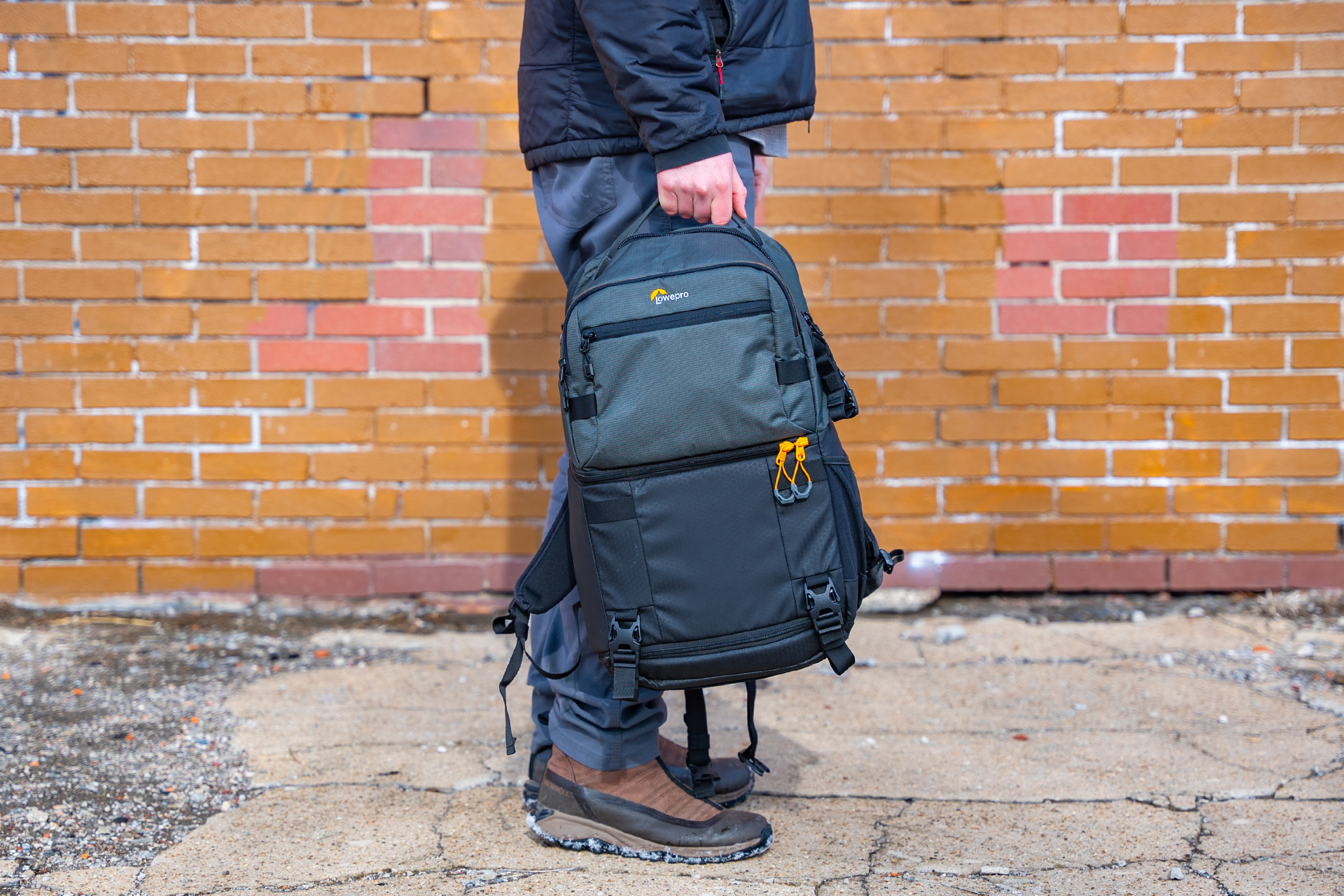 Lowepro Fastpack Pro BP 250 AW III Top Handle