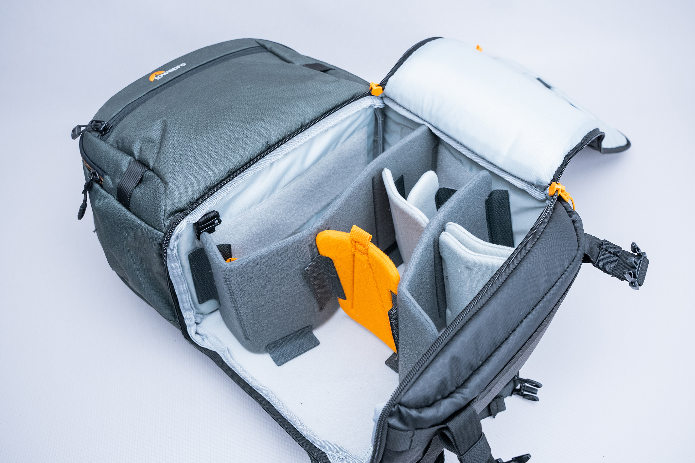 Lowepro Fastpack Pro BP 250 AW III Camera Organization 2