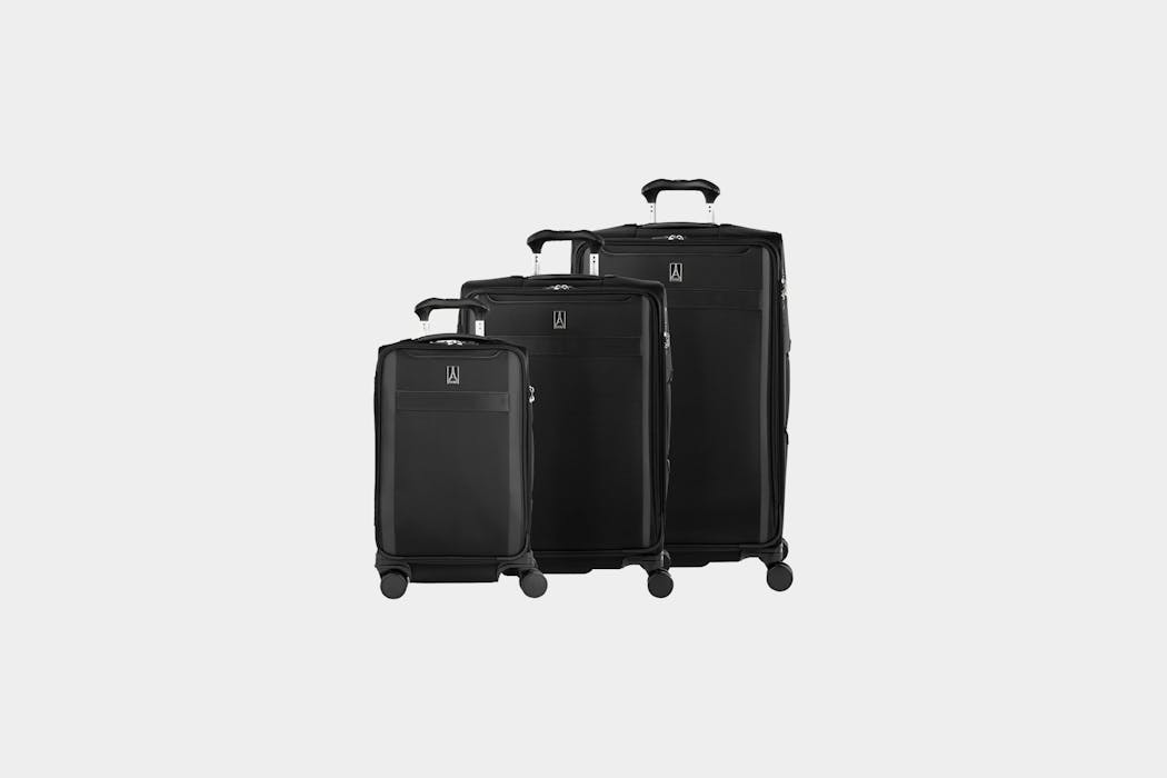 Travelpro Maxlite 5 Floating On Air Luggage Set