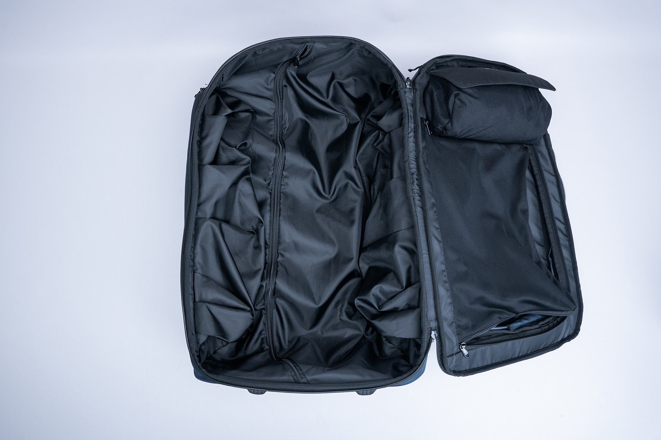 Tropicfeel Lift 40L Rollerbag Interior