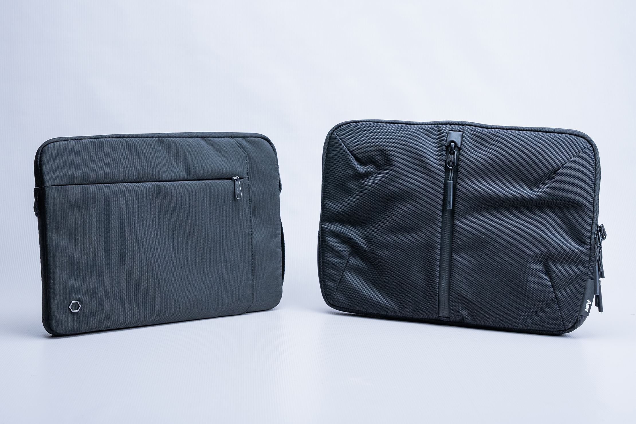 Solgaard Carry-All Laptop Sleeve Aer Comparison