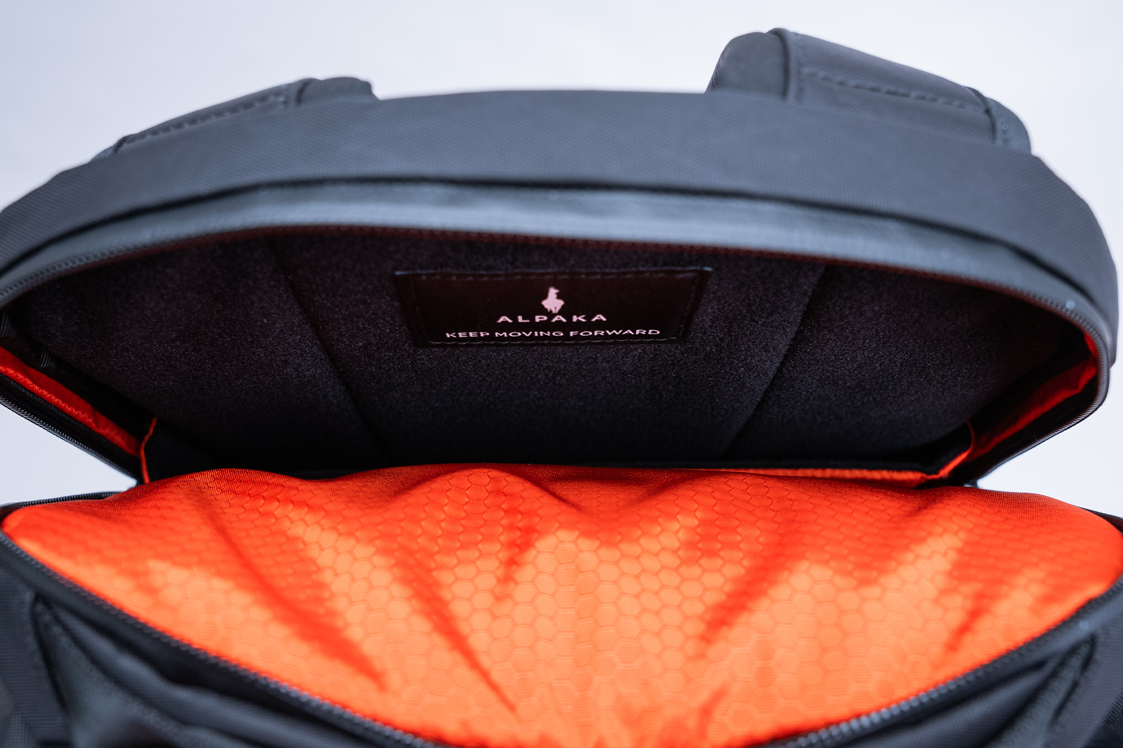 ALPAKA Metro Backpack Pro Laptop