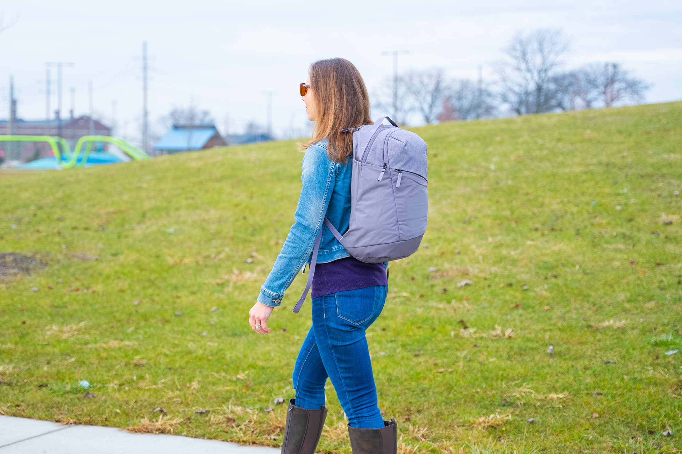 The North Face Isabella Backpack 3.0 Side Back