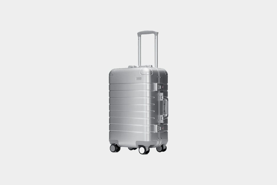 Away Carry-On (Aluminum Edition)