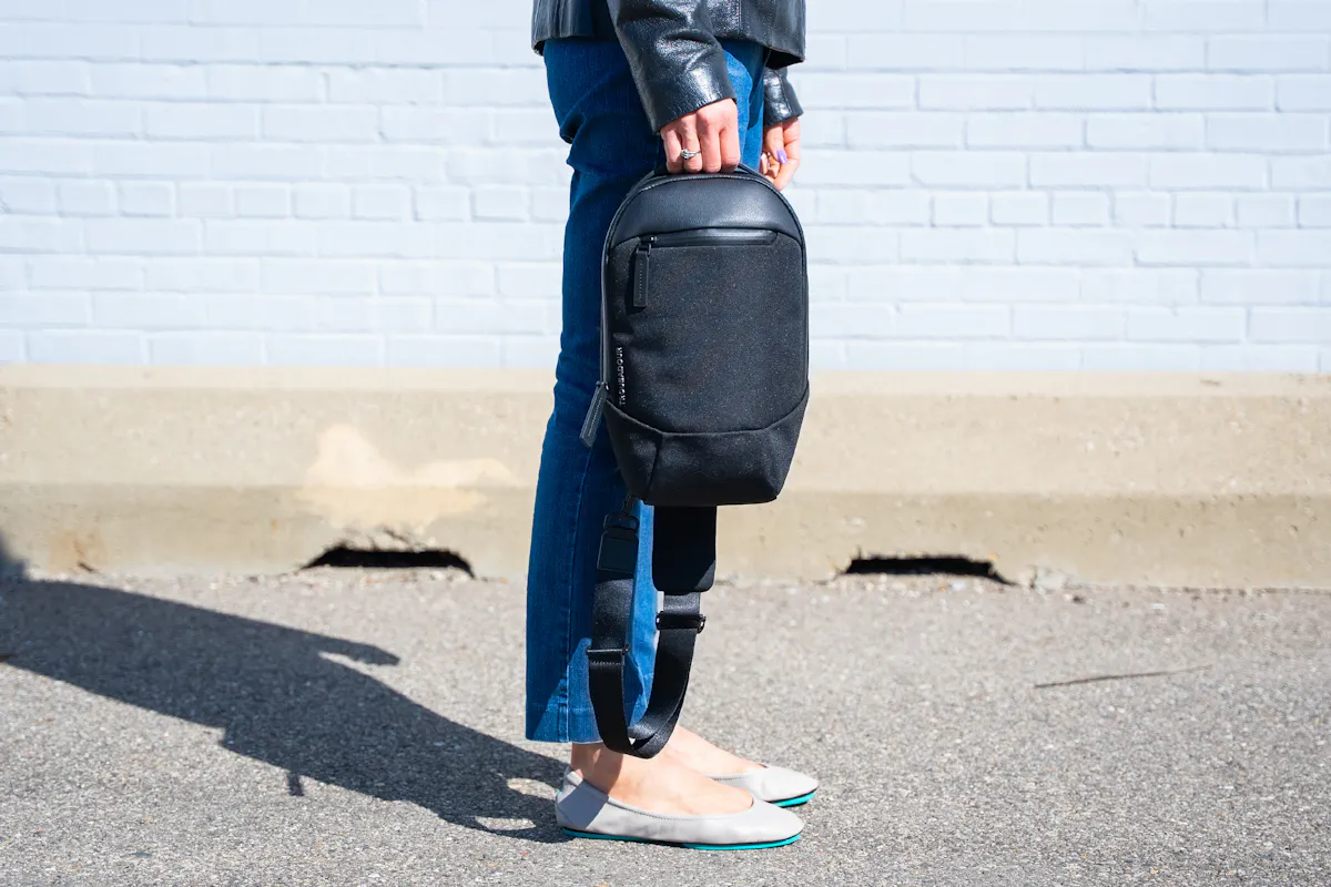 Troubadour Goods Apex Sling Review | Pack Hacker