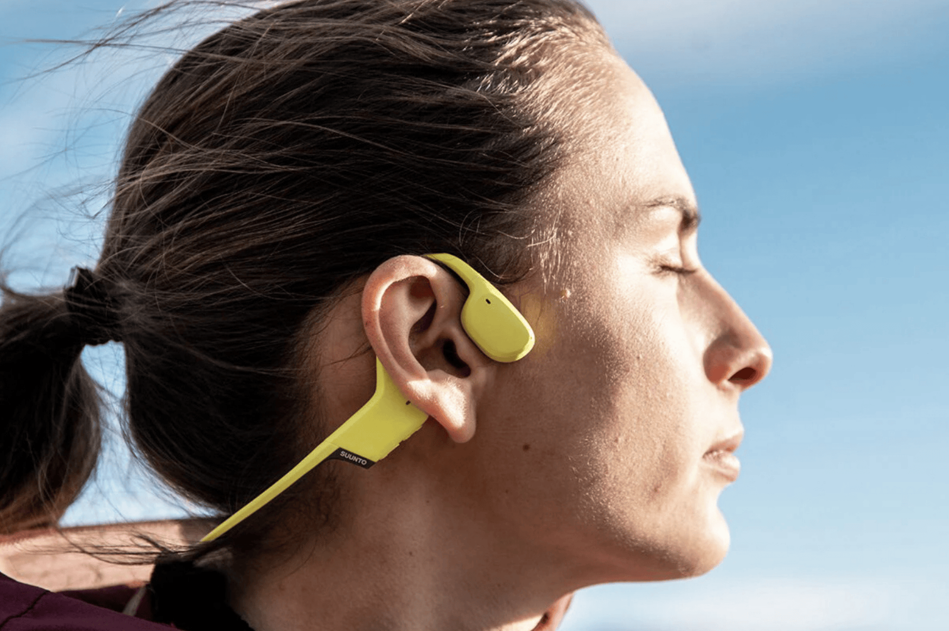 Suunto Sonic Bone Headphones in lime