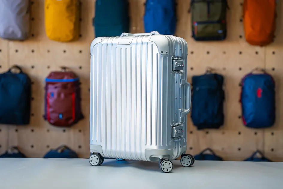 c5e8c32a-rimowa-original-cabin 