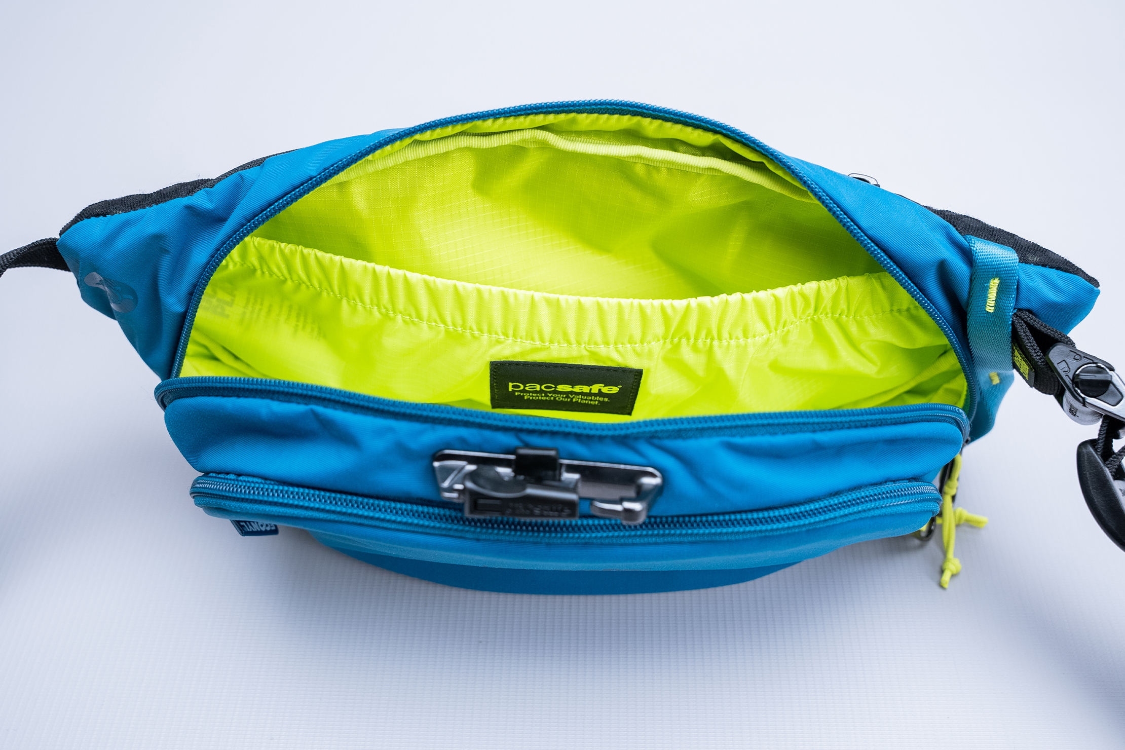 Pacsafe ECO Anti-Theft Waist Pack Interior Pocket