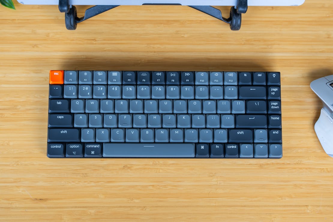 Keychron K7 Max QMK/VIA Wireless Custom Mechanical Keyboard Review