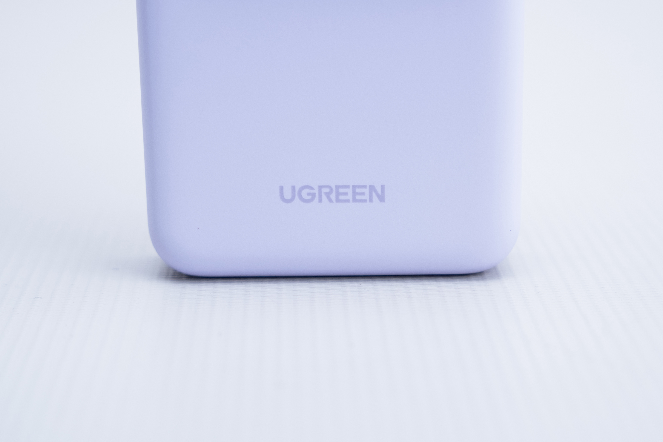 Ugreen Uno Magnetic Wireless Power Bank 10000mAh Brand