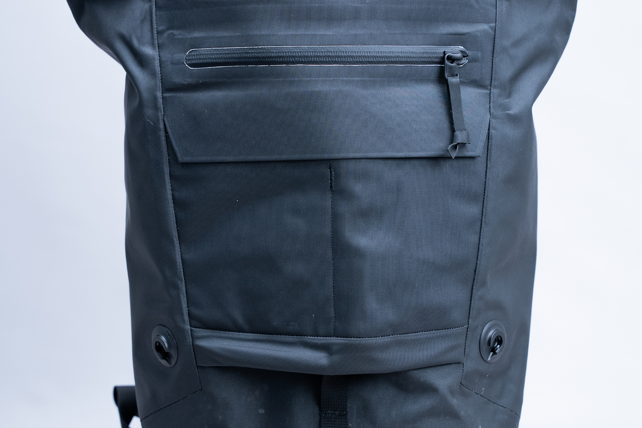 EVERGOODS ELEMENT Weathershed 22L Pockets