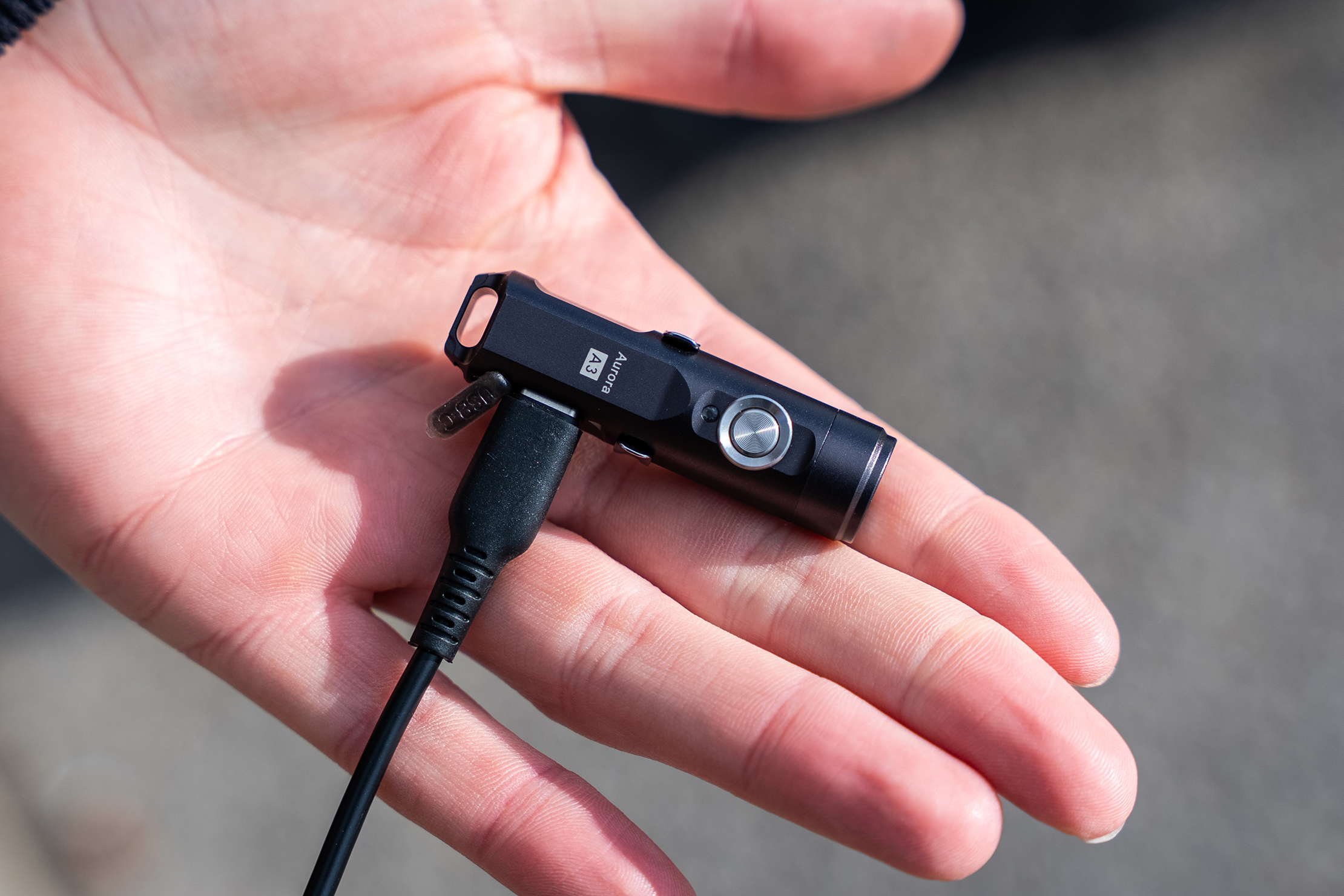 RovyVon Aurora A3 (G4) USB-C Keychain Flashlight Charging