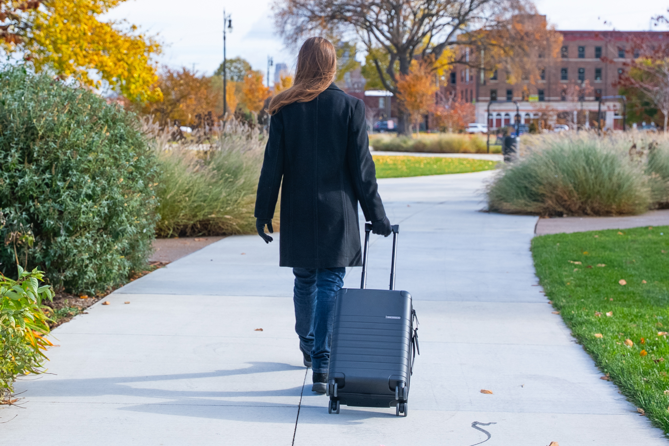 MVST Select Essential Collection Suitcase (Carry-On) Back