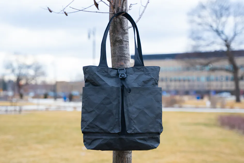 Aer Simple Tote Review | Pack Hacker