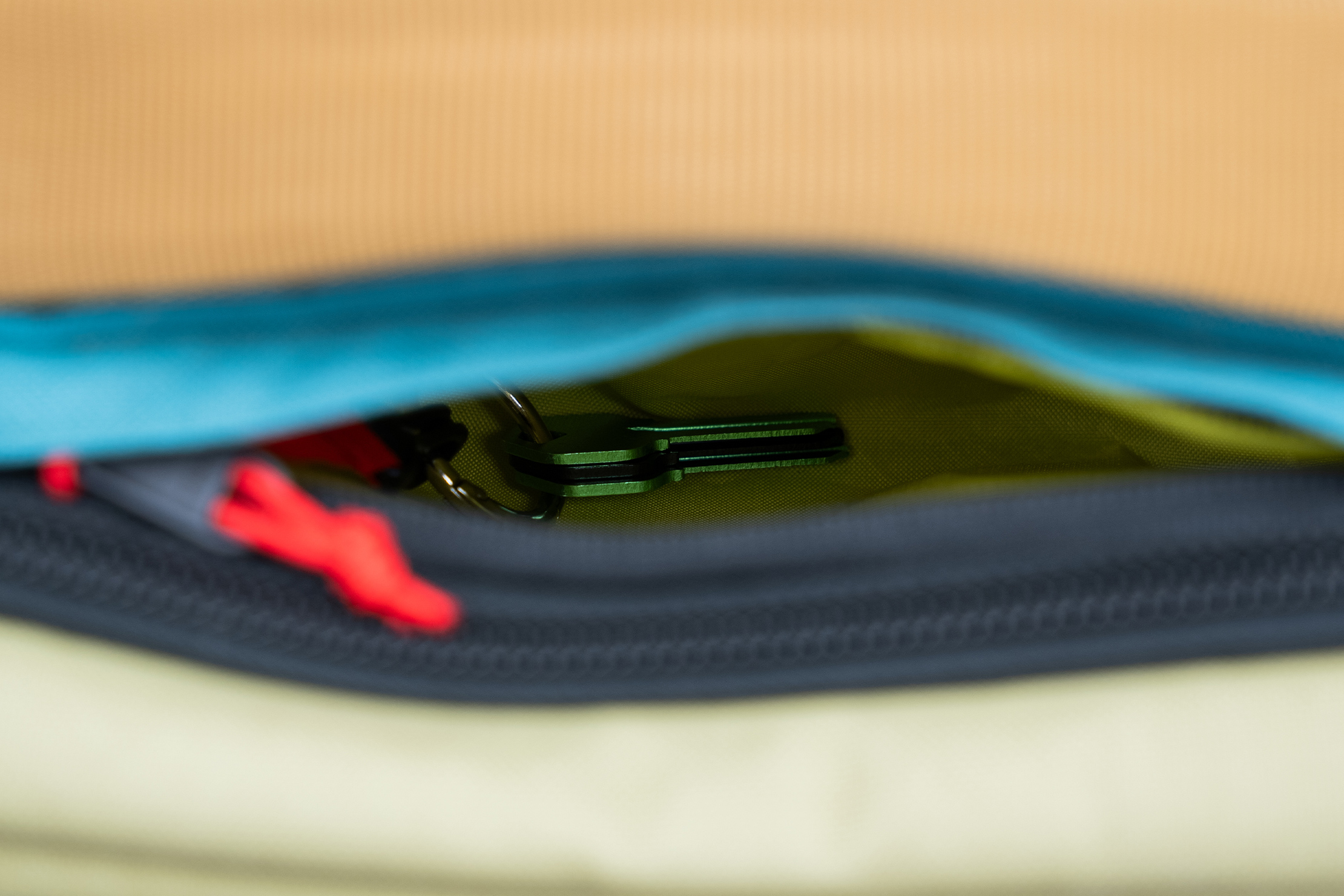 Topo Designs Global Travel Bag Roller Keys