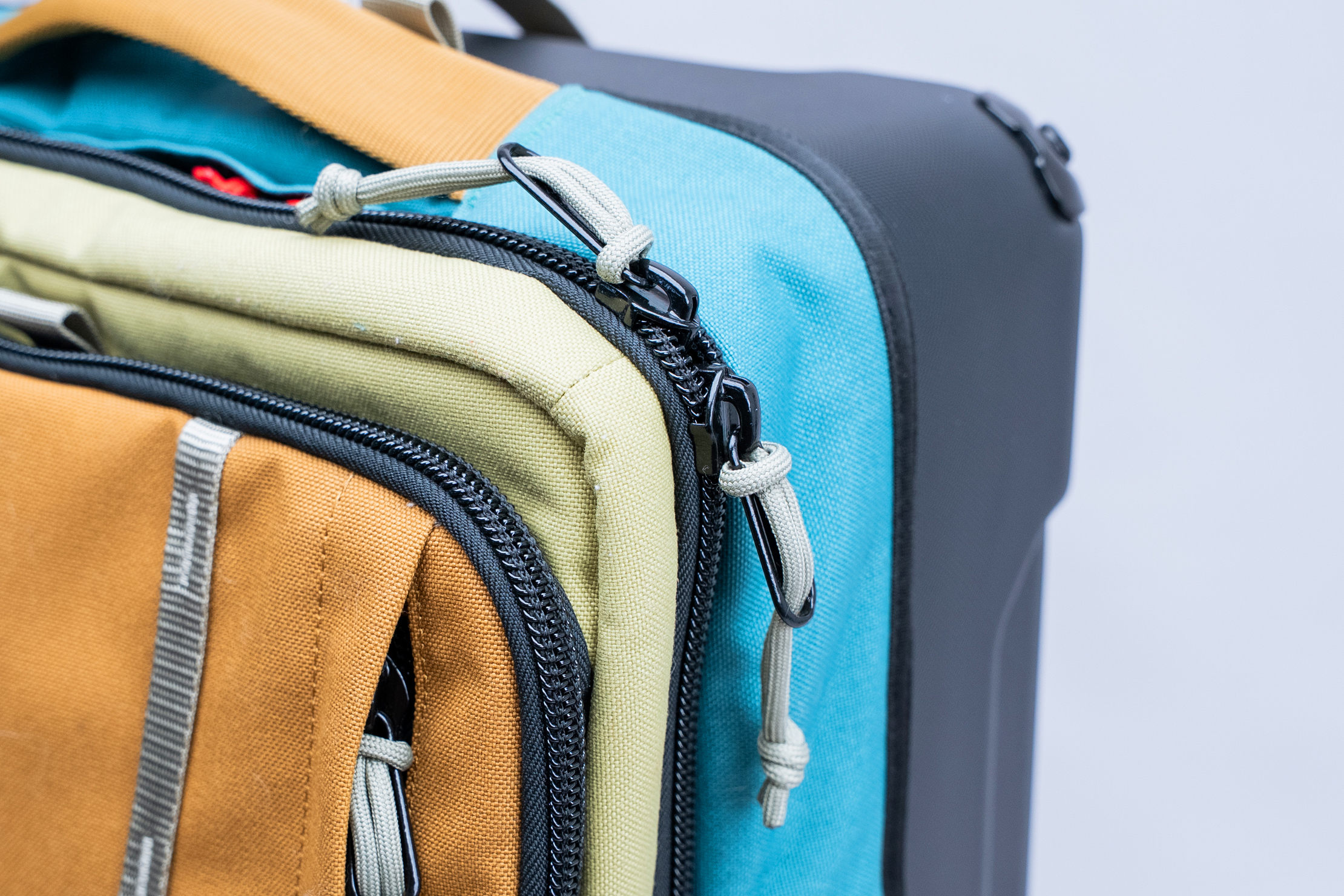 Topo Designs Global Travel Bag Roller Zipper