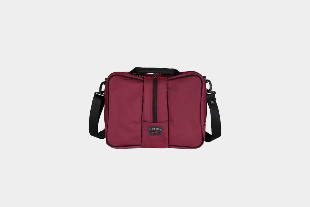 TOM BIHN Pilot
