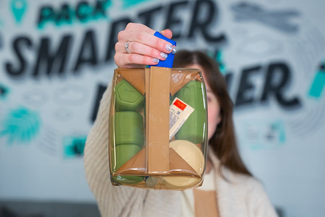 Cadence Parcel (Medium) Review