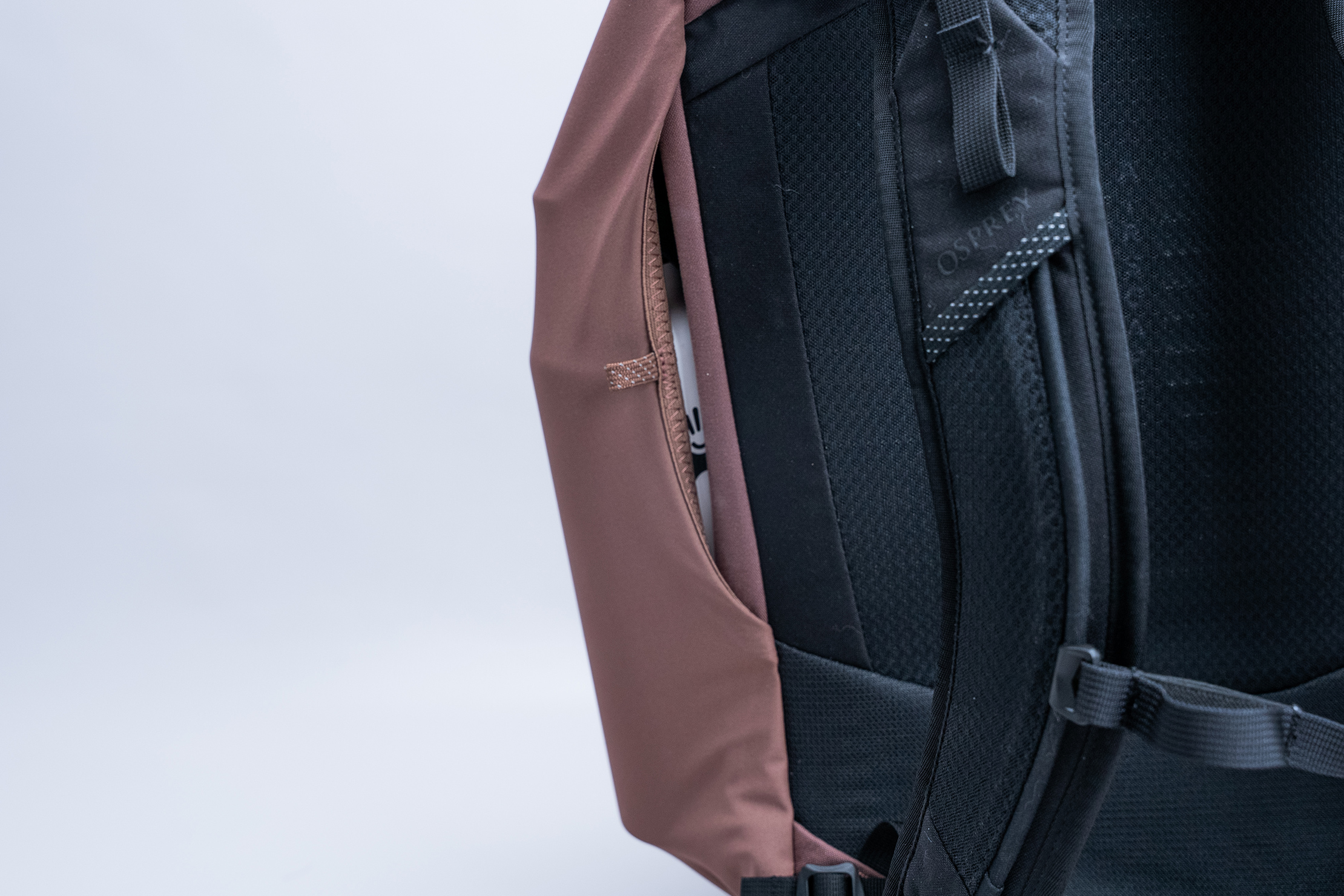 Osprey Metron 24 Pack Side Pocket