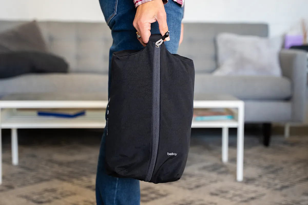 Bellroy Lite Packing Caddy Handle