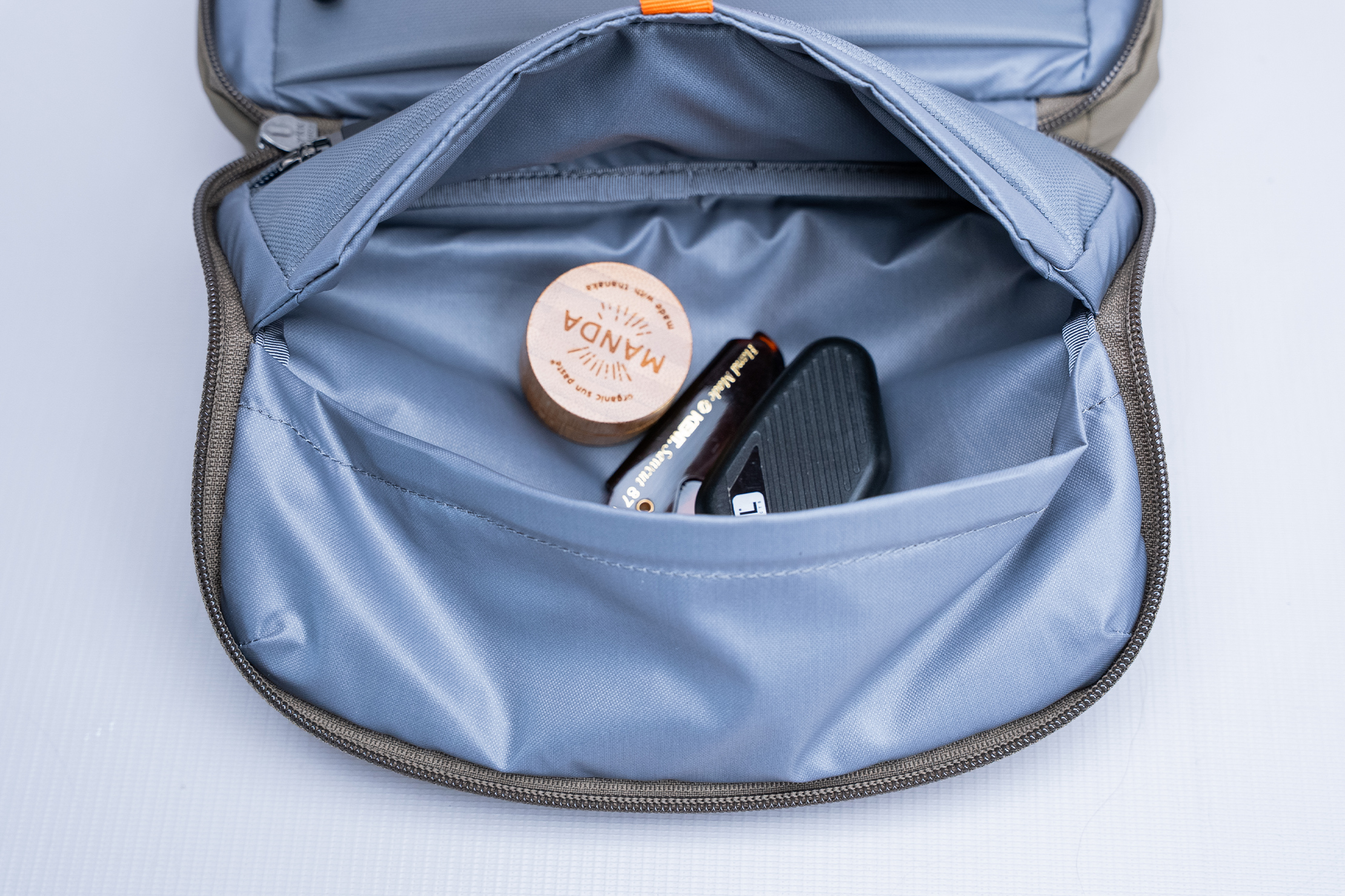 Bellroy Hanging Toiletry Kit Compartment