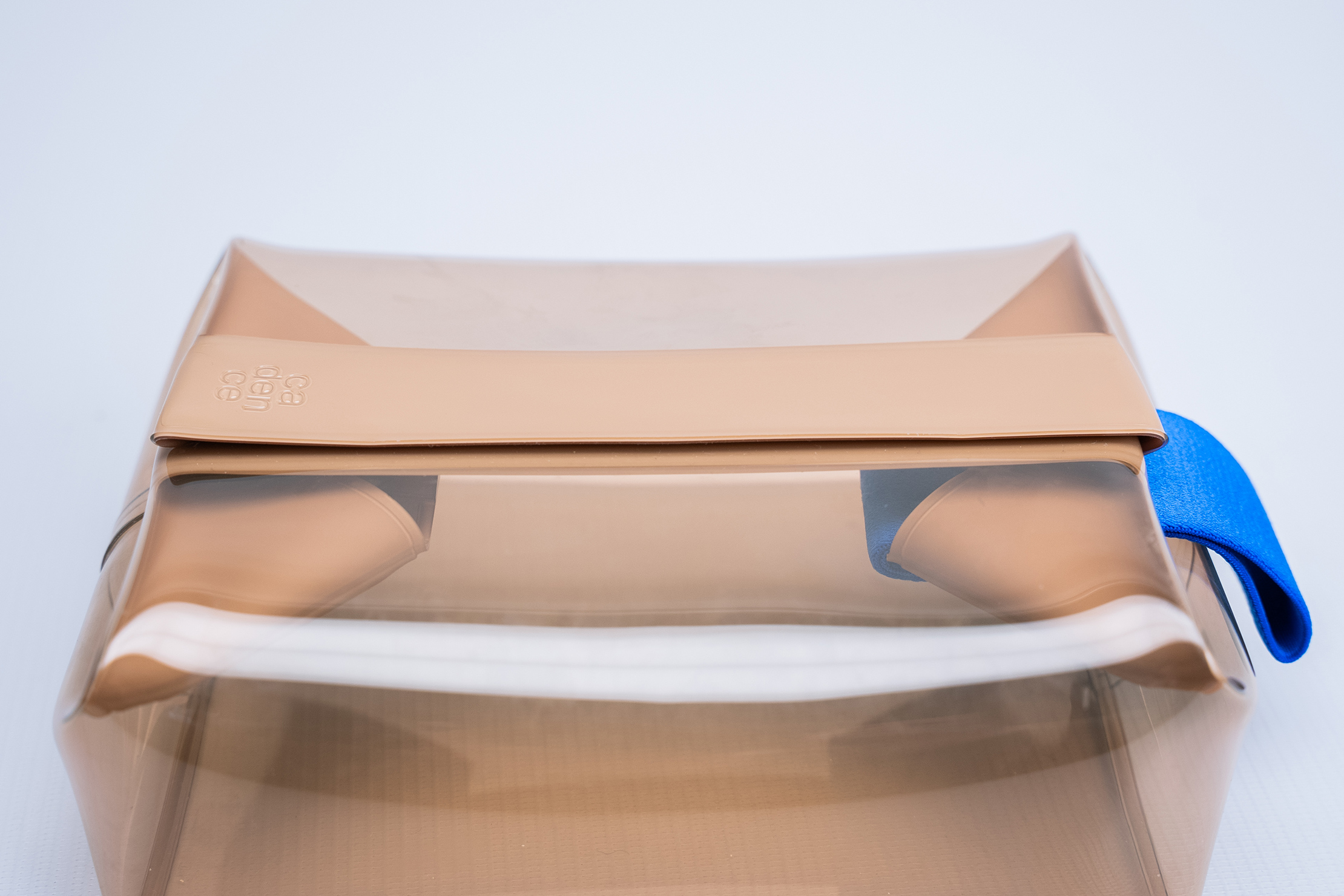 Cadence Parcel Magentic Strip