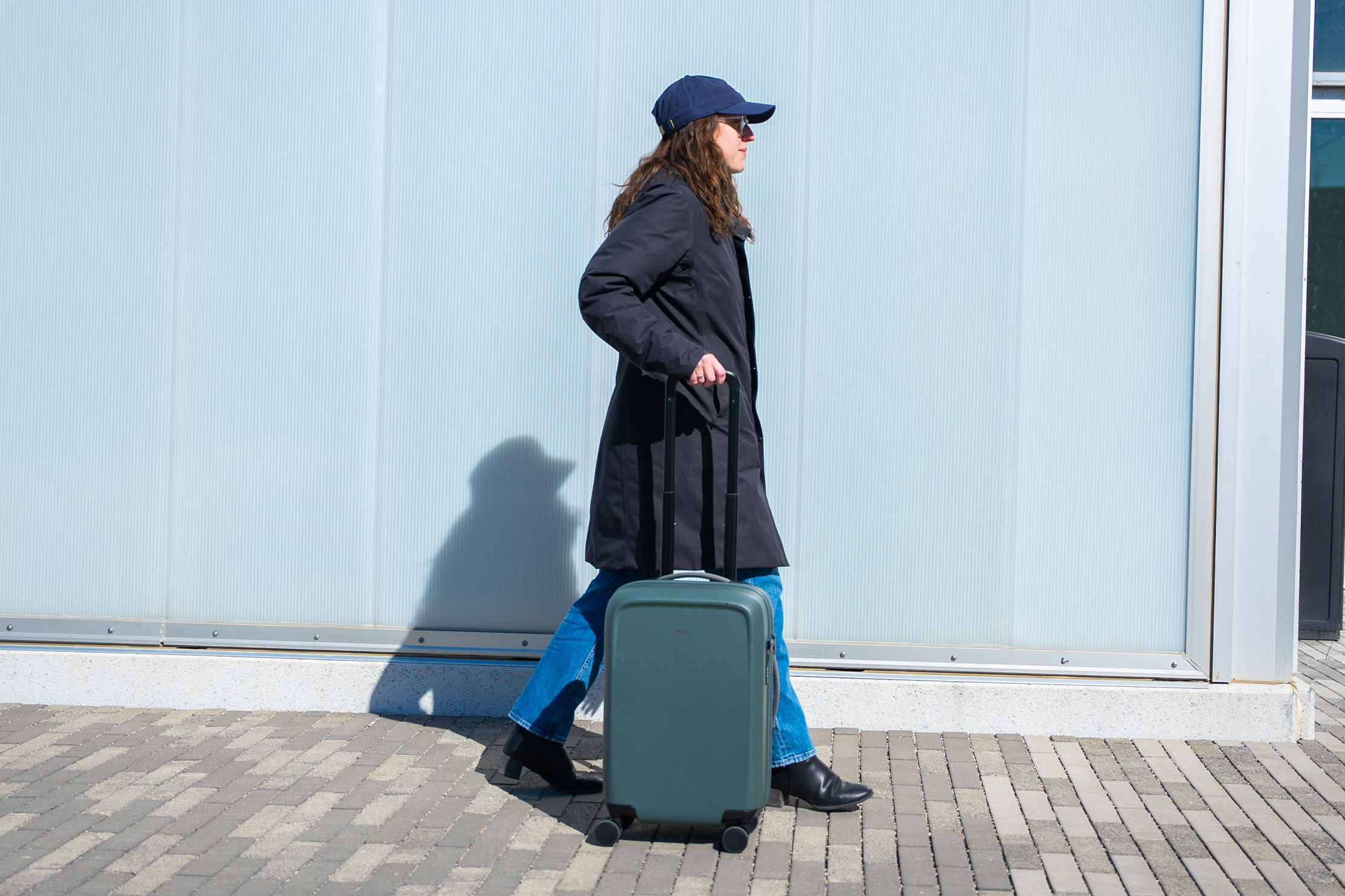 Bellroy Transit Carry-On Walking