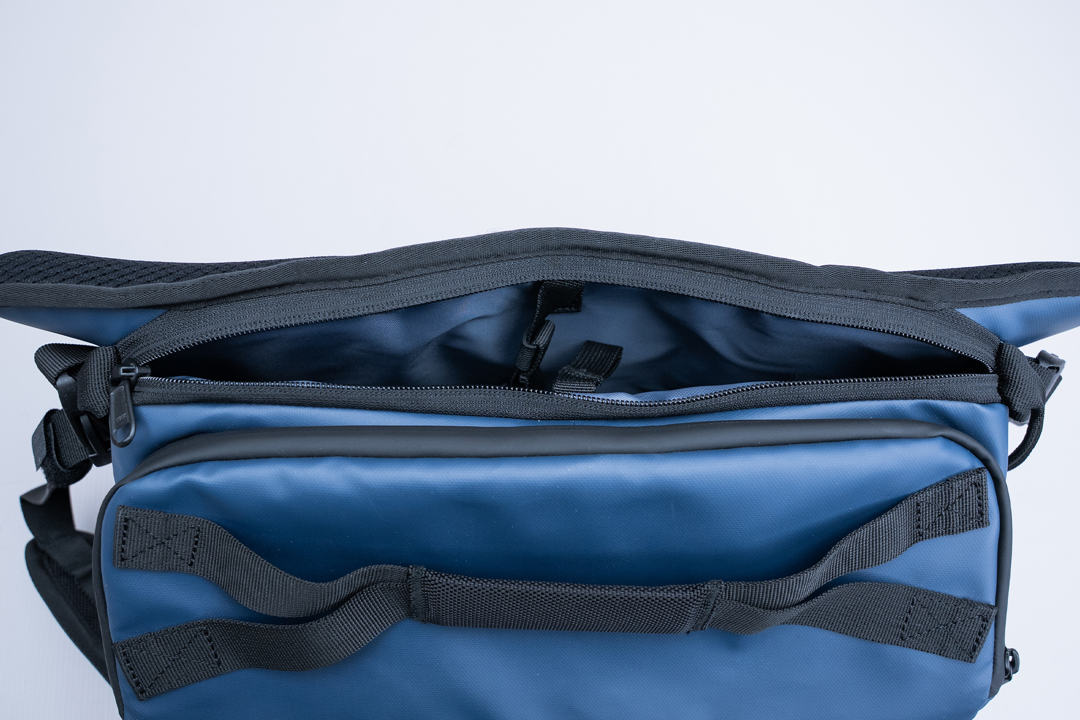 WANDRD ROGUE 9L Top