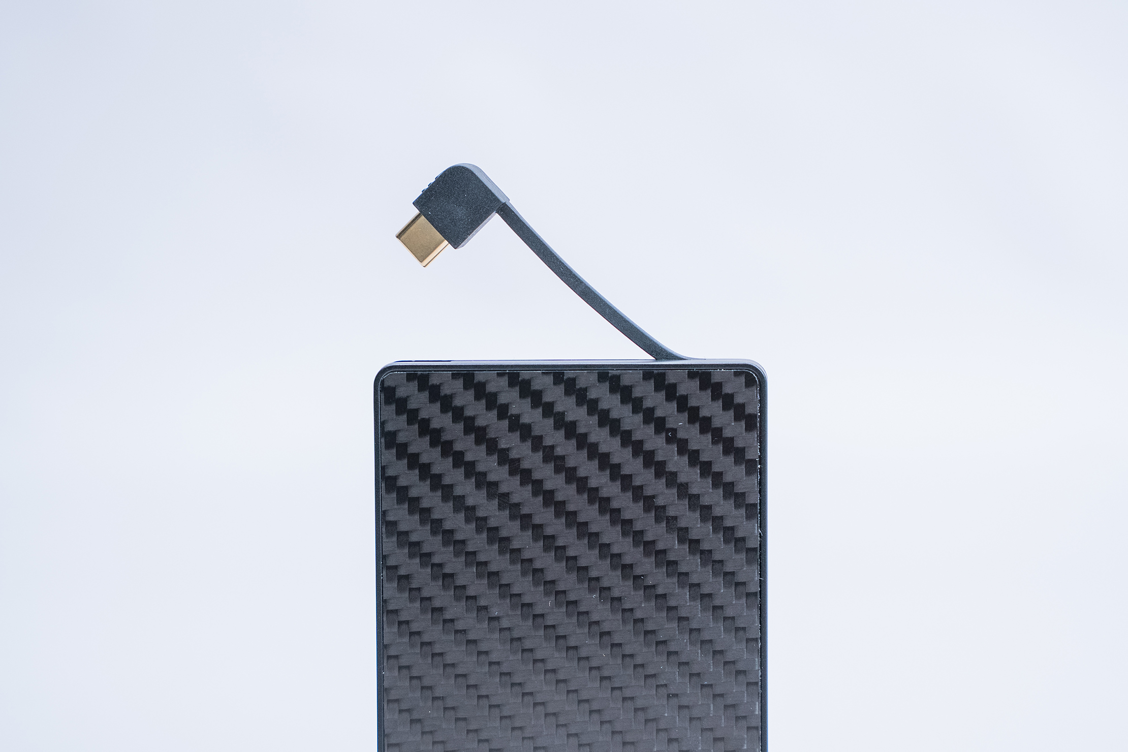 NITECORE Pocket 10000 Built-In Cable