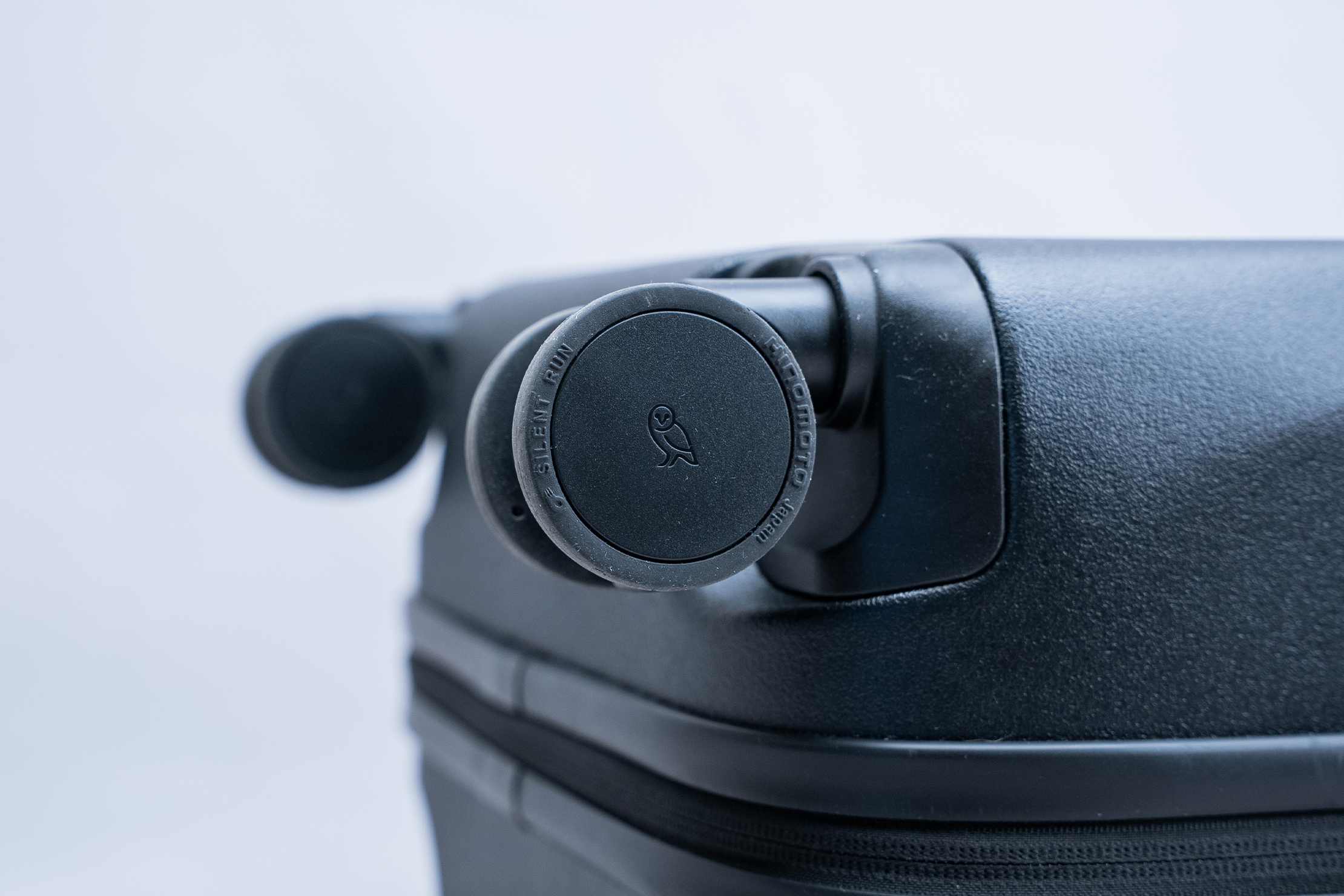 Bellroy Transit Carry-On Plus Wheels