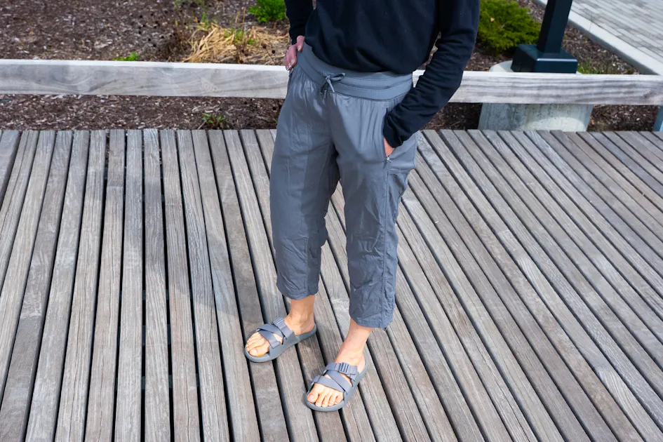 The North Face Aphrodite Motion Capris | Pack Hacker