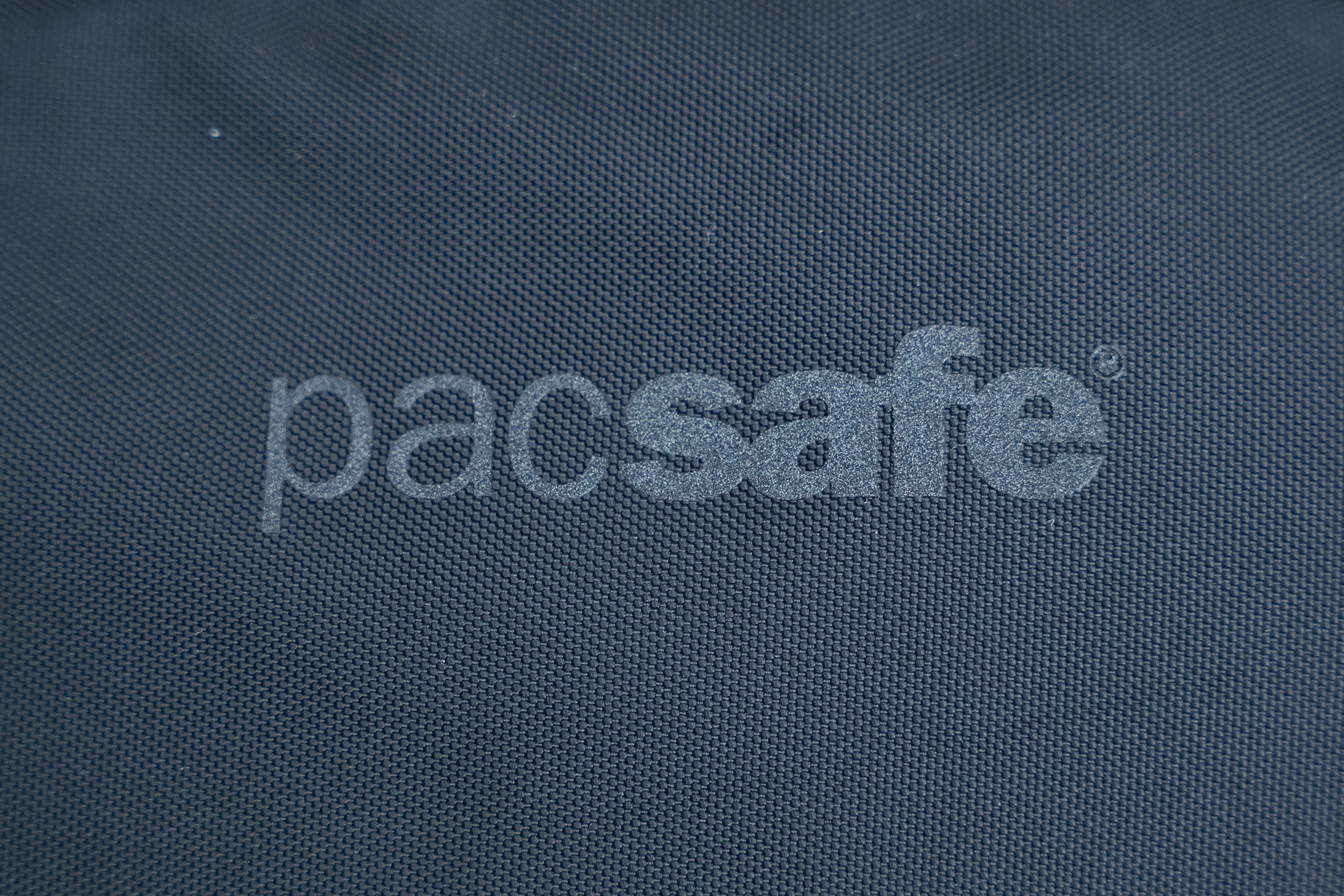 Pacsafe EXP 12″ anti theft sling crossbody Brand
