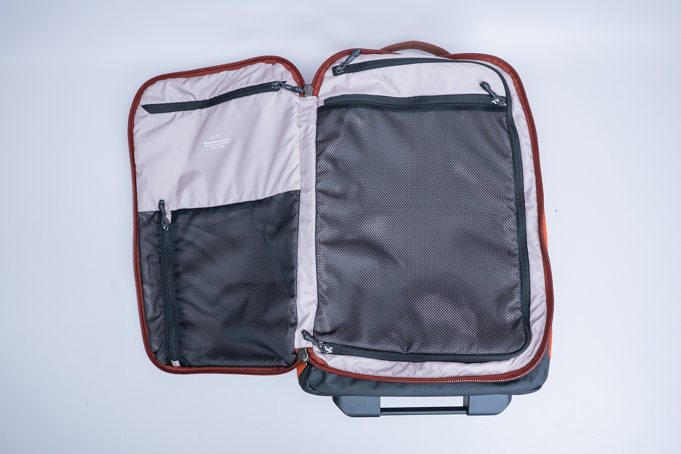 Bellroy Lite Carry-On Mesh Pockets