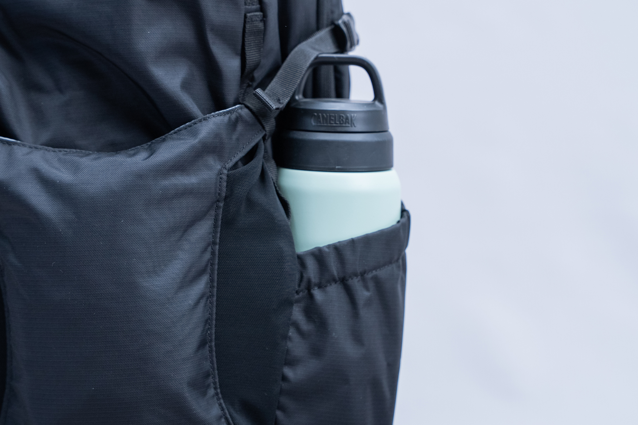 Columbia Triple Canyon 24L Backpack Water Bottle Pocket