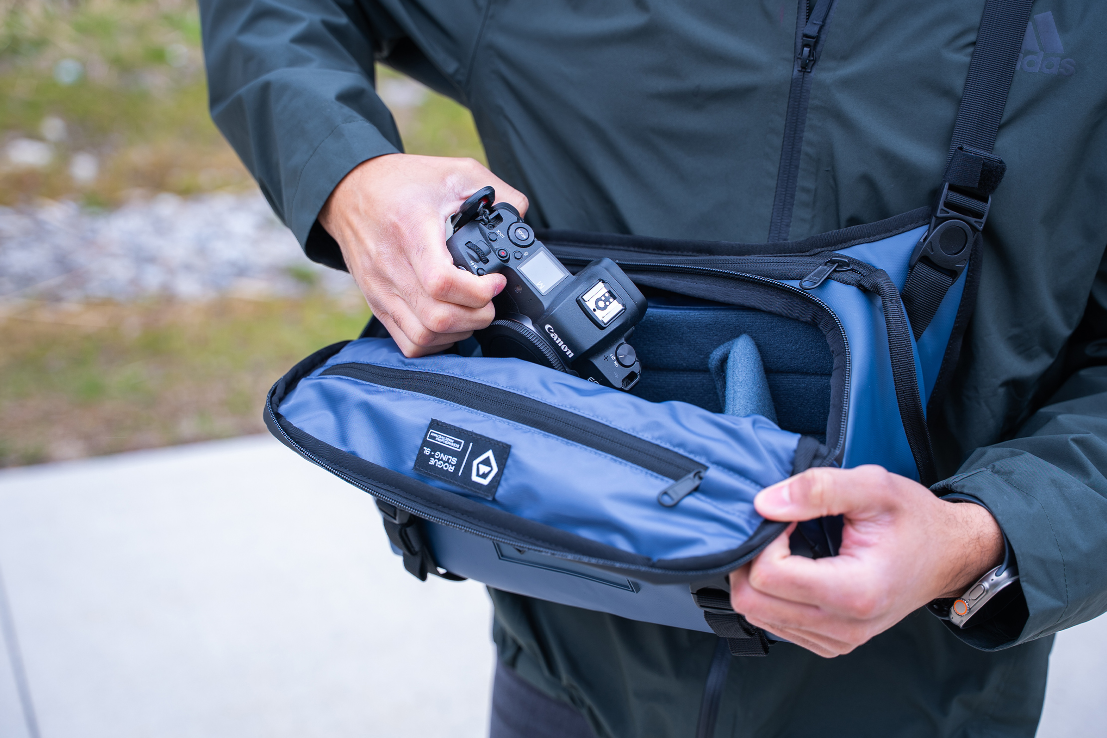 WANDRD ROGUE 9L In-Use 1