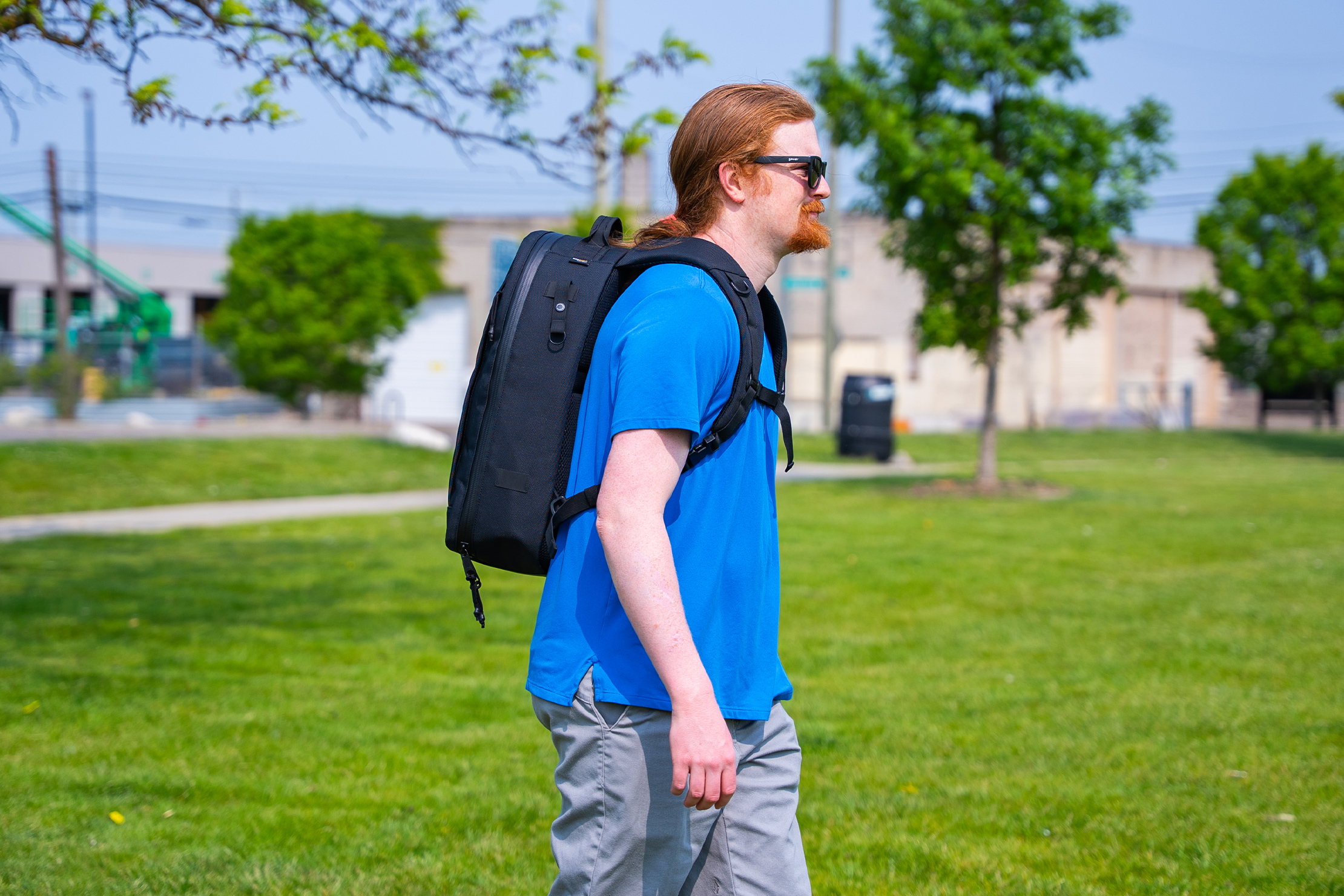 The Brown Buffalo Conceal Pack 21L Side