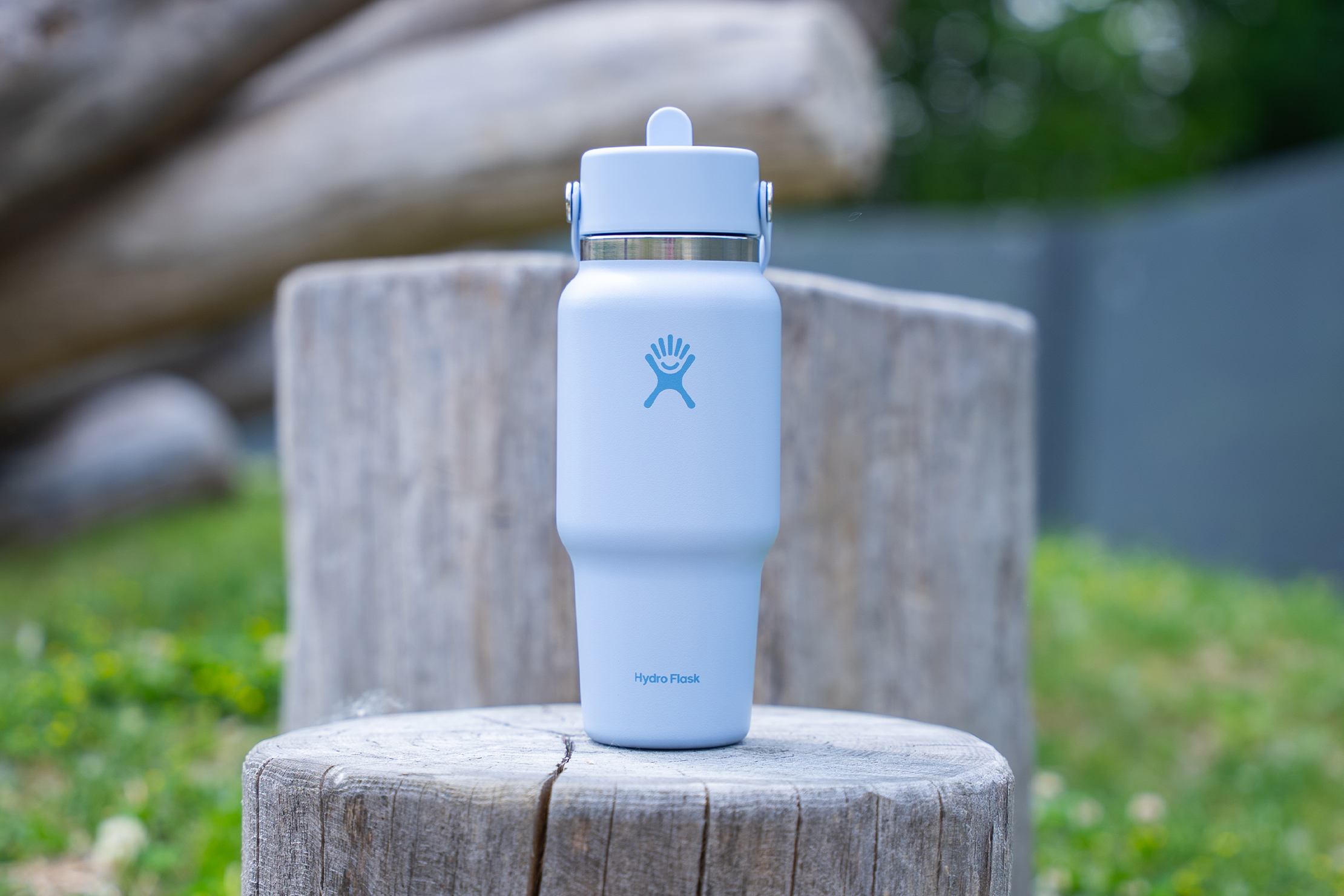 Hydro Flask 24 oz Wide Mouth Travel Bottle with Flex Straw Cap Solo