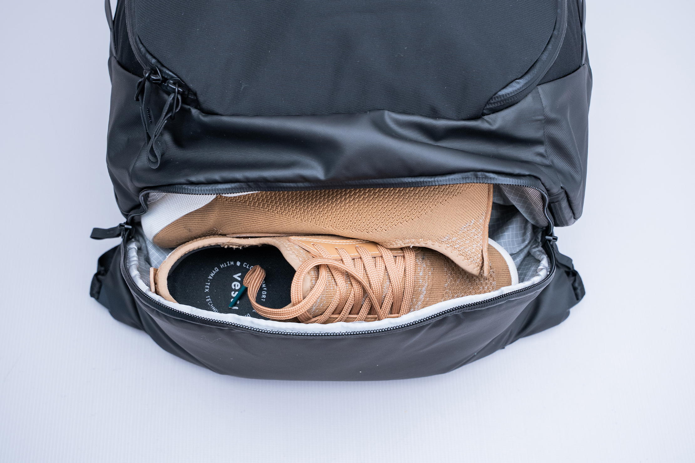 Western Rise Voyager Travel35 Backpack Shoes